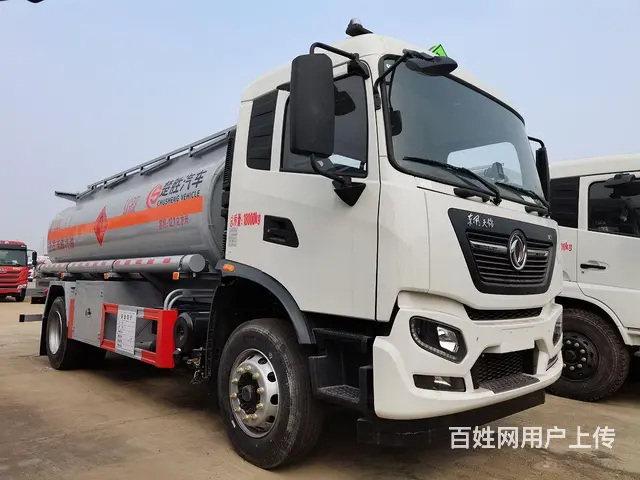 东风天锦油罐车国6运油车加油车中石化中石油的图片