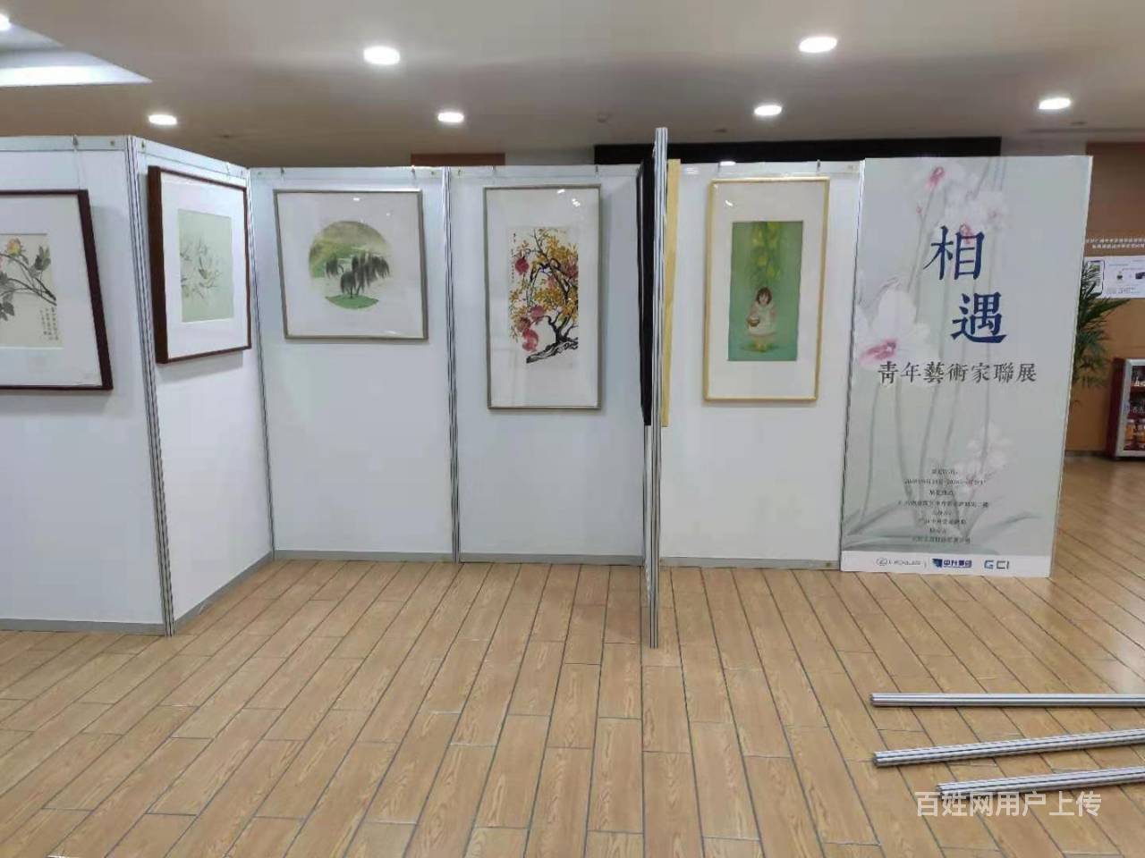 广州八棱柱书画展板租赁,广州八棱柱画展展板出租