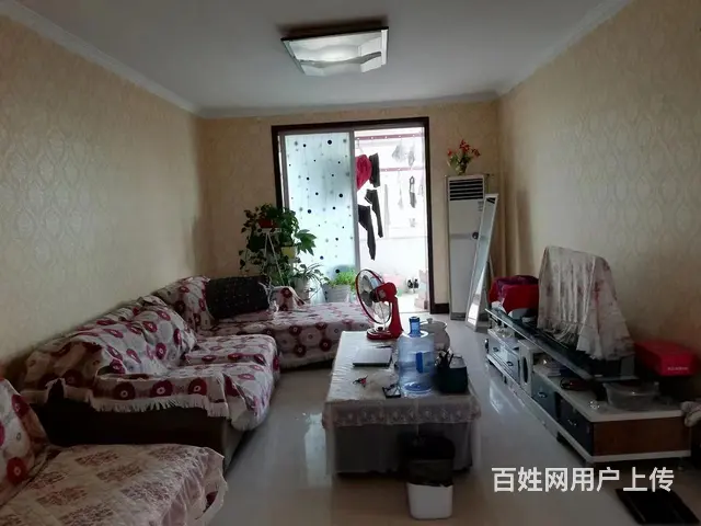 鑫田小区 普通住宅 精装修双气双证可以贷款的图片