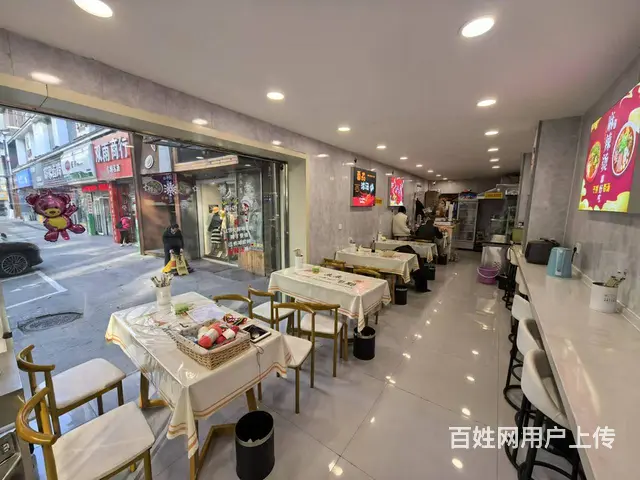 8859（铺联邦）南关十字甘南路精装修餐馆低价转让的图片