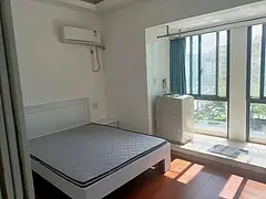 通宝城邻近二小2室1厅1卫 电梯房 精装修家点齐全拎包入住。