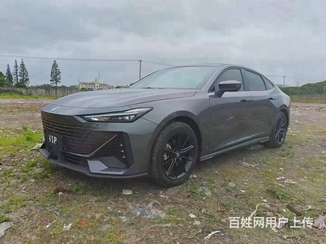 2023年长安 UN i- V ,1.5 T尊贵版的图片