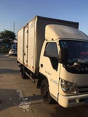 急售国三福田3.8米厢式货车个人车