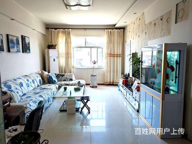 二 中附近2室2厅带已装修阁楼可住人47万可贷款的图片