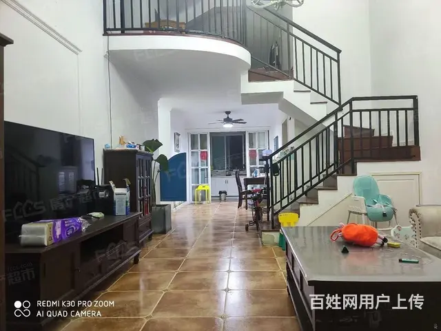 源头，顶楼复式精装修，满两年，带露台，有钥匙的图片