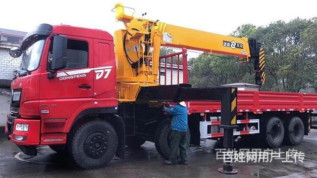 解放J6加长臂12吨随车吊制造厂家的图片