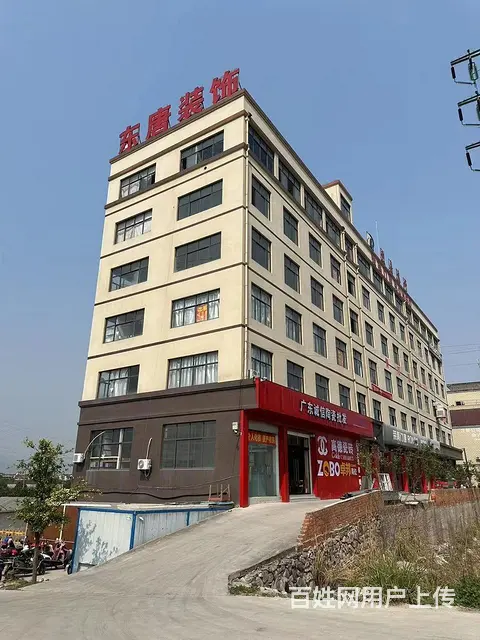 房东直租！东阳城东街道技校对面2400平厂房出租！的图片