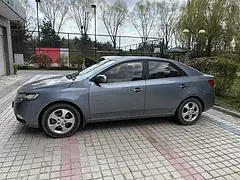 个人2011款起亚福瑞迪1.6L MT GL