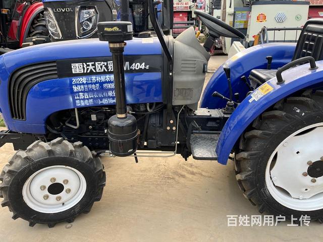 福田雷沃404库存新车，一次没用的图片