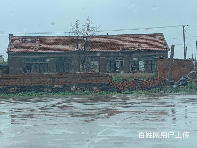 法哈牛720平农家院出售的图片