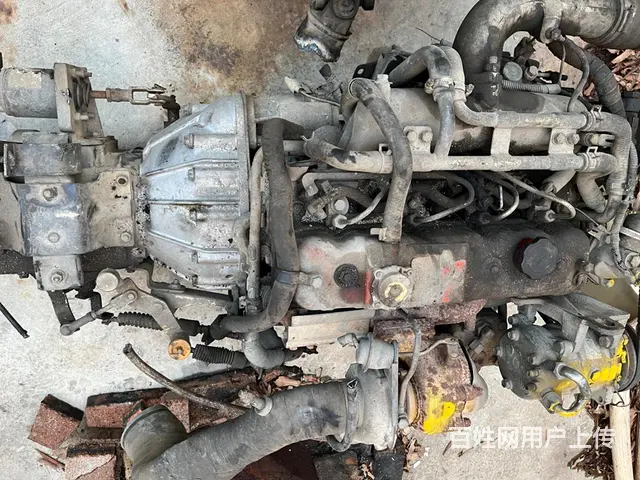 各款柴油发动机和波箱的图片