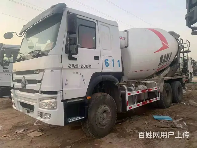 大12方二手豪沃搅拌车 国四后八轮三一上装原版车的图片