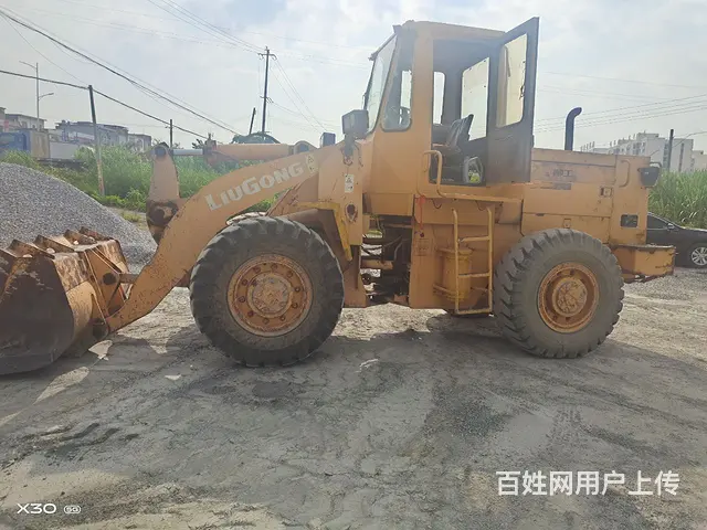 10年柳工30的图片