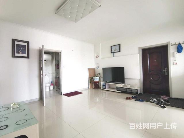吉房低价出售，学区工作的图片