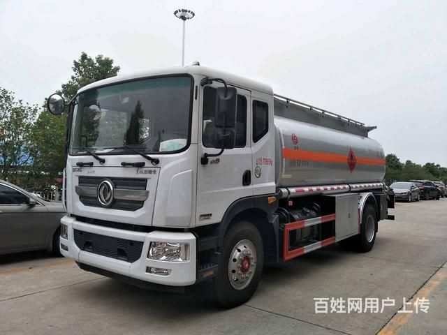 不超载拉10吨加油车 10吨油罐车10吨运油车新规