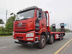 六盘水东风前四后八挖机拖车 拉几吨教您省钱选挖机拖板车