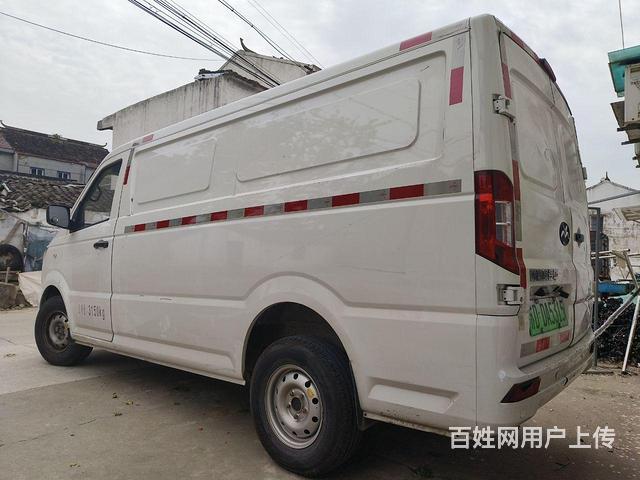 新能源面包车的图片