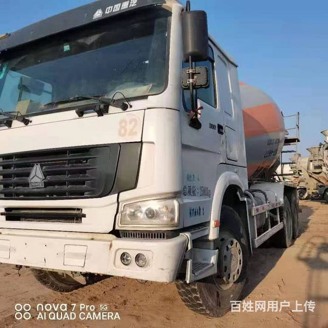 便宜转让15年 大12方 二手豪沃搅拌车380马力的图片