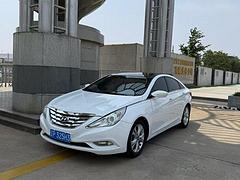 现代 索纳塔 2011款 第八代索纳塔 2.0 手自一体 L