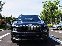 Jeep 自由光 2017款 2.0 手自一体 优越版