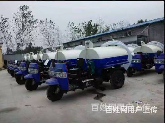 东风吸粪车、解放吸粪车、五征吸粪车，福田吸粪车，的图片