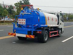 5吨新款福田凯马洒水车 厂家优惠大放送