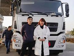东风天龙350马力前四后八铝合金运油车厂家直销