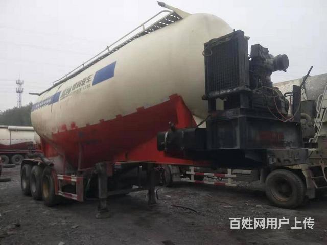 出售二手散装水泥罐 35方 16年10月盛润罐的图片