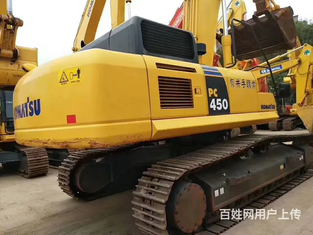 昌都二手挖掘机市场：二手小松450挖掘机今日报价的图片