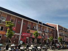 武鸣大学城宿舍旁两层110平便利店转让