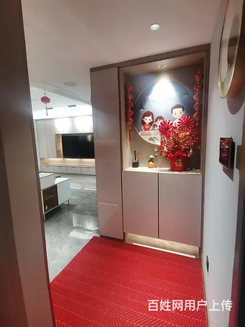地暖房  城东宝龙广场精装套房出租的图片