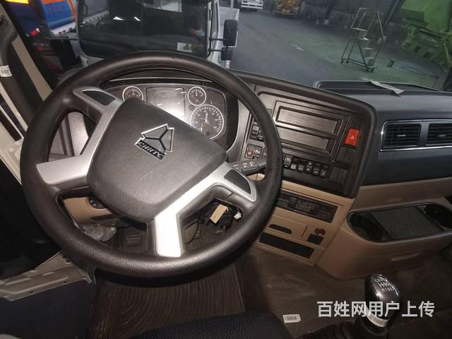 重汽豪沃(howo) tx5升级版20吨铝合油罐车