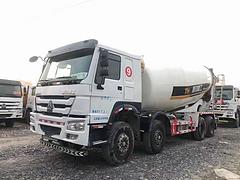 沧州出售17年二手豪沃搅拌车 大20方， 国五