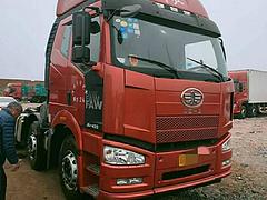 16年解放 J6P420马力 ，一个人跑的车 。