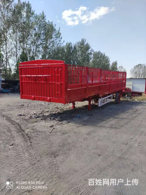 厂家直销花栏侧翻半挂车 三线六轴  支持以旧换新的图片
