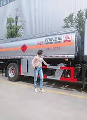 工地加油车 储油车 包上户 可分仓 泵进泵出