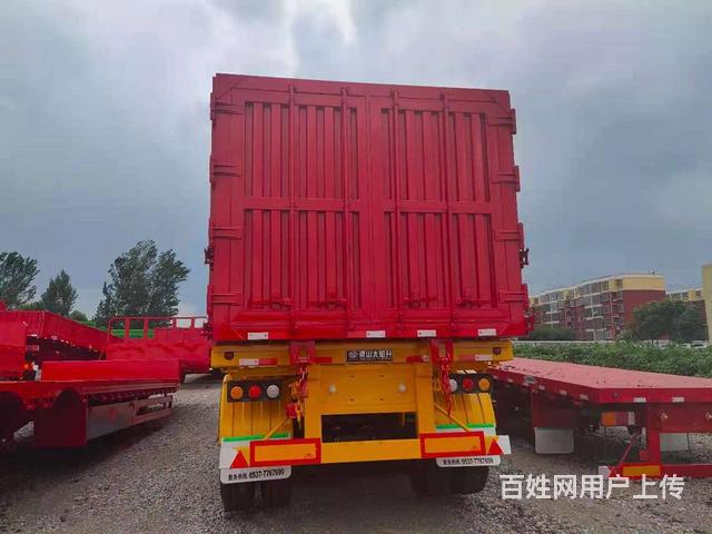 8米高箱侧翻半挂车梁山厂家直销高箱侧翻自卸半挂车