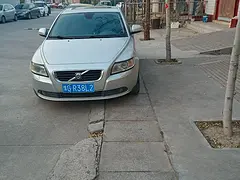 沃尔沃S40 2009款 2.4i 手自一体 智雅限量版