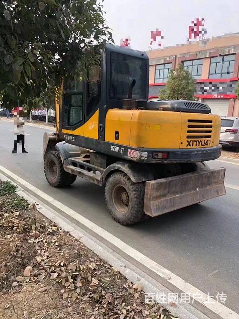 急售新源75-8二手轮挖 各种手续齐全质保一年的图片