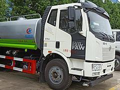 程力解放 15吨洒水车12方 厂家低价出售