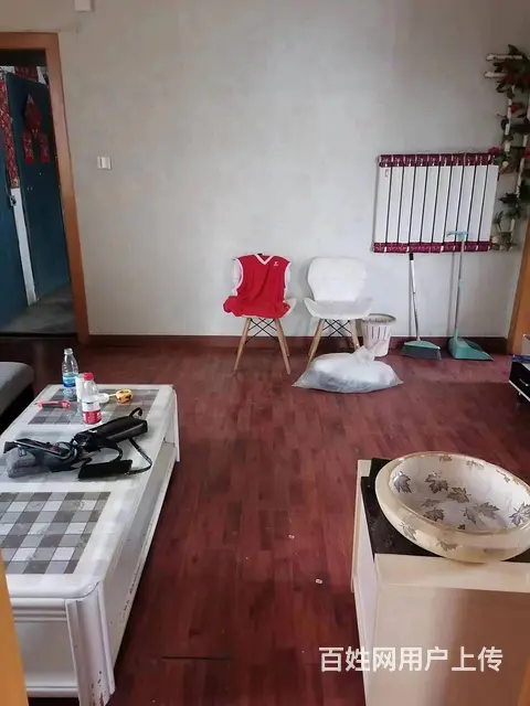 劳动局 普通住宅 中等装修院内可以停车的图片