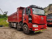 19年国5解放J6轻型前四后八自卸车，车厢7米5