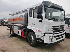 东风多利卡6.1方移动加油车 140马力 可分期
