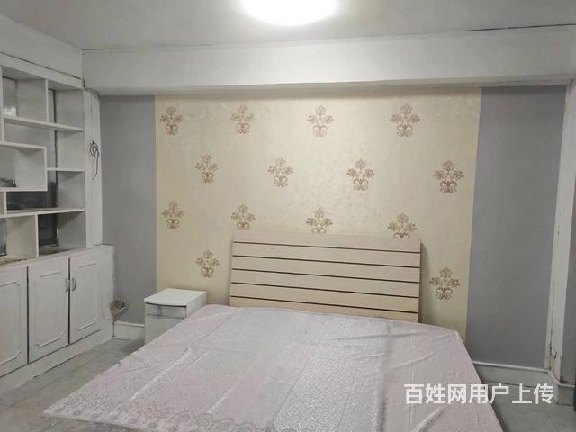 新海阳西街 2室1厅   鲁东大学、双语学校附近 交通便利的图片