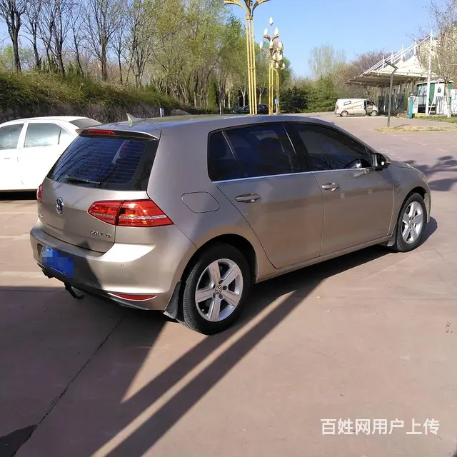 大众高尔夫的图片