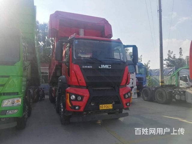 上牌新车出售江铃威龙自卸车 7.6米大箱390马力的图片