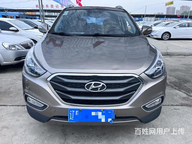 现代ix35 2015款 2.0 手自一体 GLX 两驱的图片
