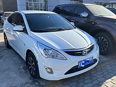 现代 瑞纳 2014款 1.4 手动 TOP 顶级型