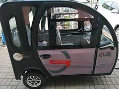 小鸟名牌把式电动三轮车，男女老少都可以开，八成新