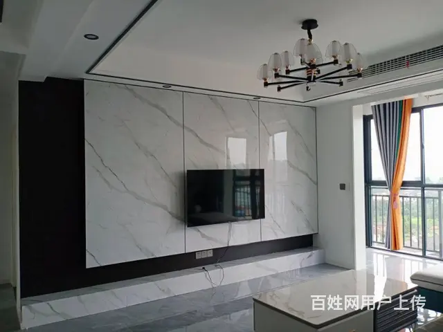 盛和广场电梯边户，精装大二房二厅仅售47万的图片